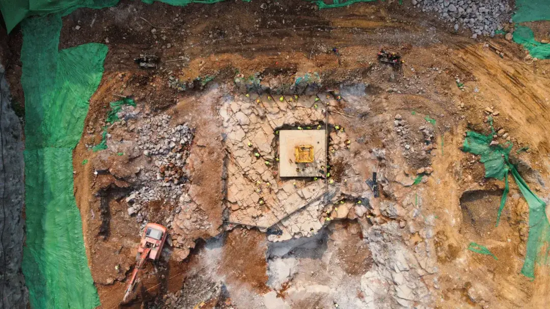 绿地山东国际金融中心建设情况_济南恒大金融中心_济南CBD摩天大楼复工进度