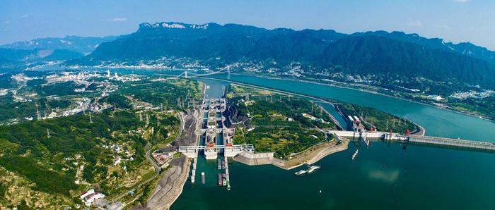 “超级工程”渐行渐近,重庆破局,宜昌“躺赢”?