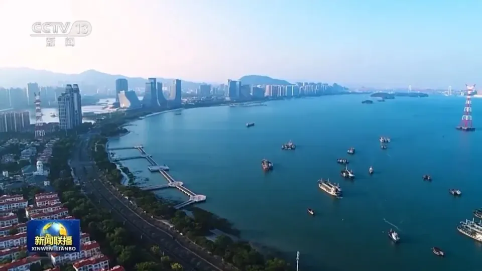 敢闯敢试谋开放：厦门经验映照改革“只有进行时