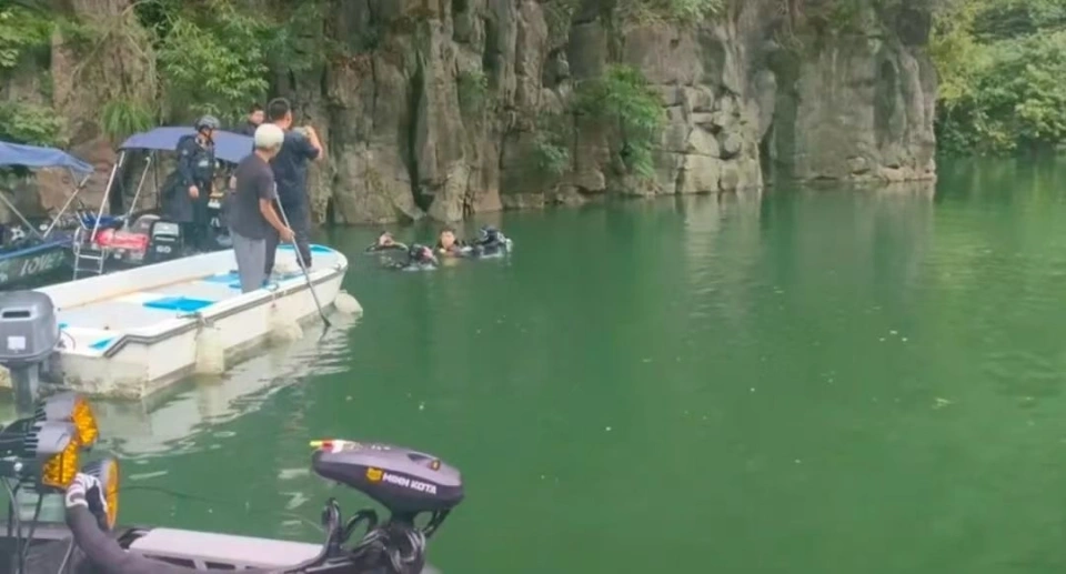 湘西男子潜水捞鱼被困溶洞5天5夜，广西警察水下救援