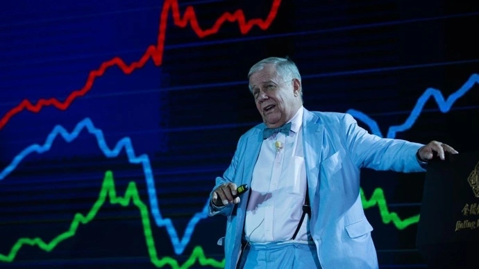 传奇投资家吉姆·罗杰斯：清空美国股票，重仓中国