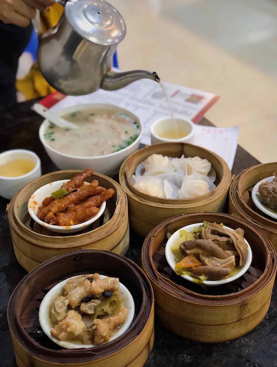 东莞居民楼下的早茶档_府城,兴丹路,早茶_东莞宝藏早茶店