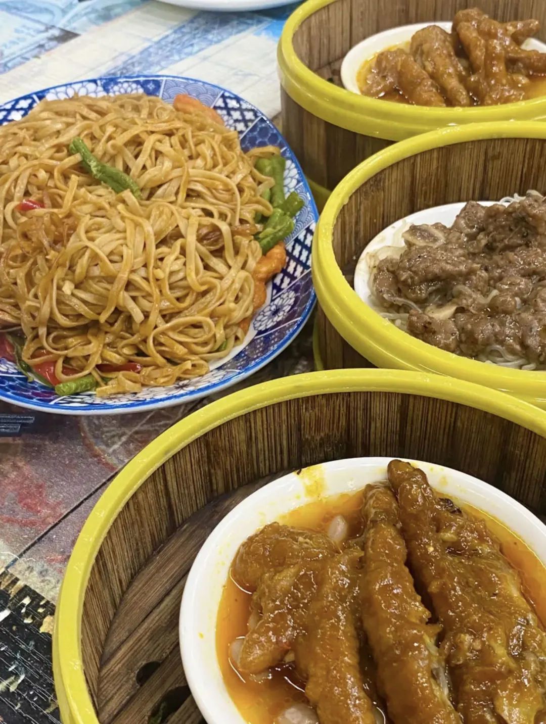 东莞宝藏早茶店_府城,兴丹路,早茶_东莞居民楼下的早茶档