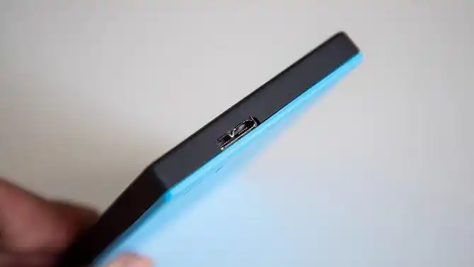 WD My Passport随行版移动硬盘_西部数据移动硬盘序列号查询_时尚个性移动硬盘推荐