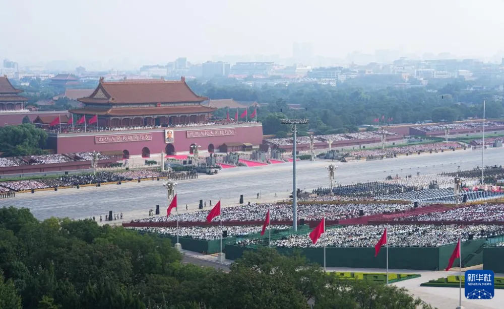 国之重器震撼亮相，中国军队装备升级，网友惊叹：军迷变军盲