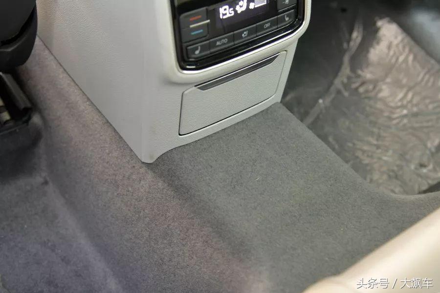 大众cc功能键介绍图文_大众新CC外观设计_新CC内饰评价