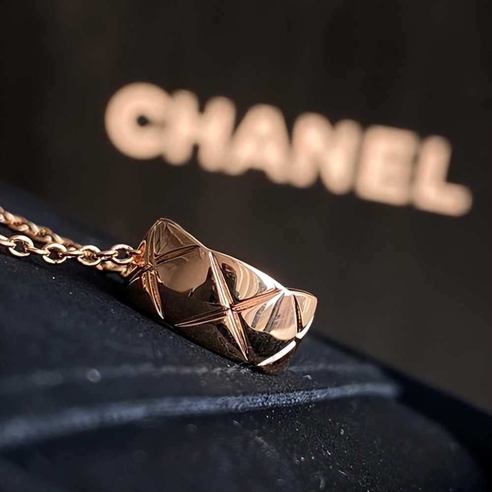 经典珠宝品牌推荐_Trinity系列设计寓意_珠宝首饰的分类