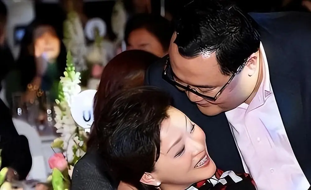 杨澜 央视美女主持人 90年代最美女主持人_欧阳夏丹还在央视吗