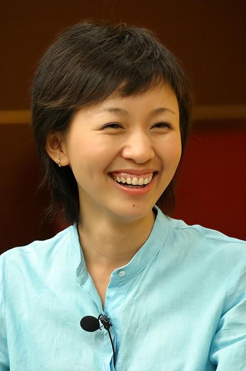 央视知名女主持人单身现状_央视女主持人单身原因_欧阳夏丹还在央视吗