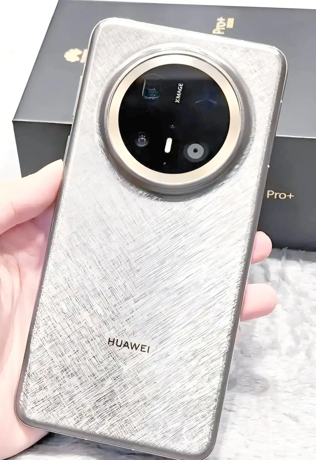 未来手机新功能2025_2025年旗舰手机评测_华为Mate 70 Pro+鸿蒙Next系统