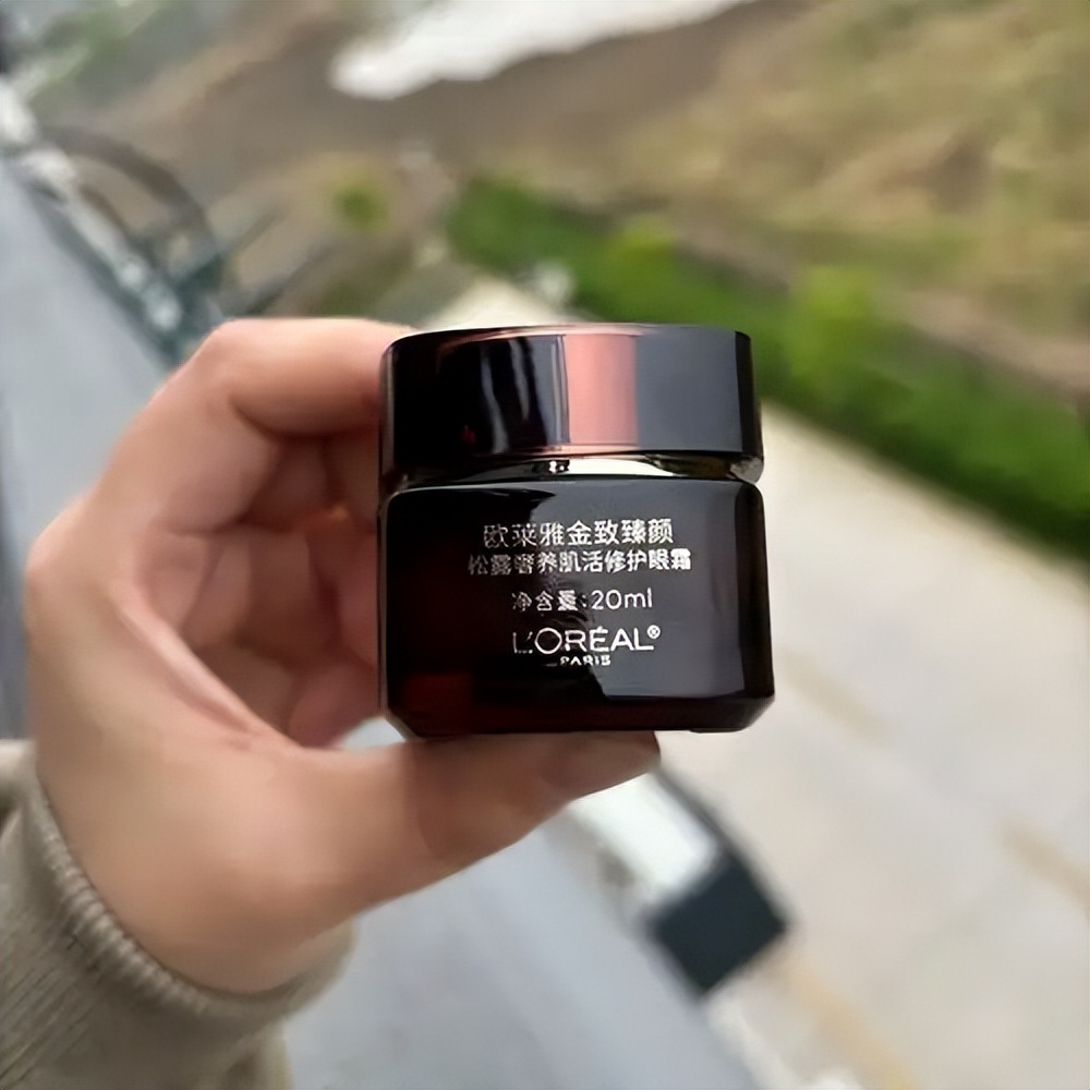 使用护肤品的好处_哪款面霜抗皱紧致效果好_花王面霜怎么样