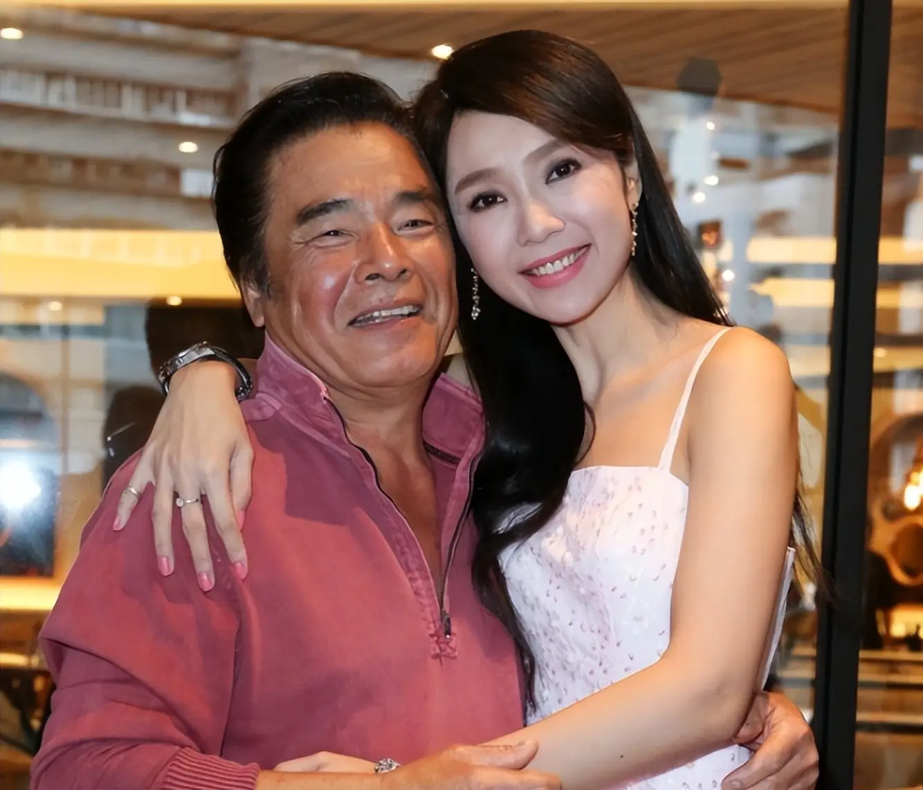 雷洪五房妻子_雷洪八个子女故事_雷洪七任妻子