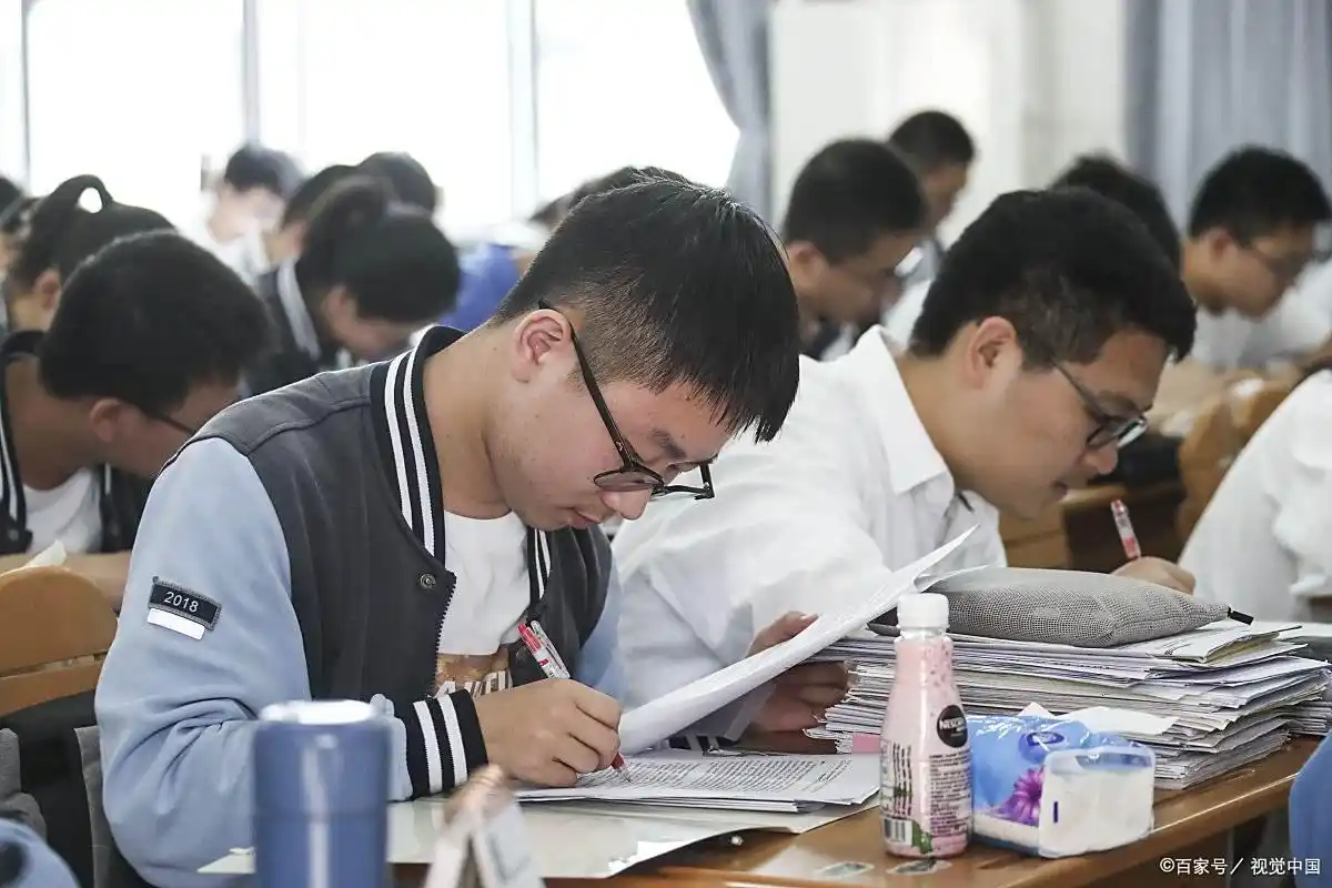 数学专业考研方向解析：基础数学、应用数学，哪个更适合你？