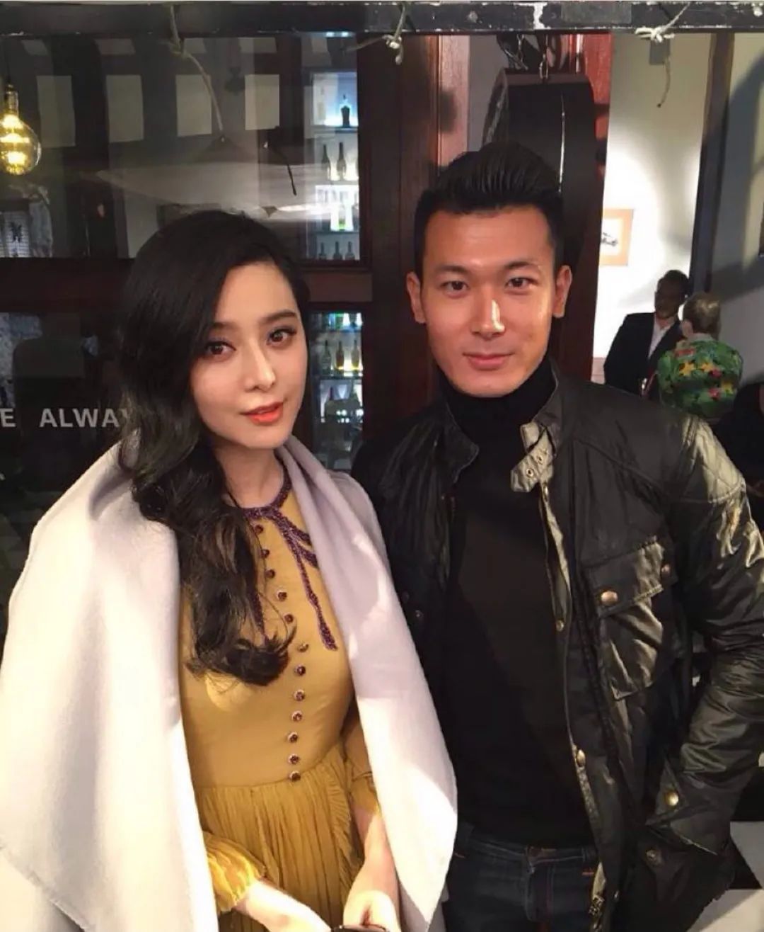 朱珠 婚礼 新郎 王昀佳_朱梓骁结婚了吗