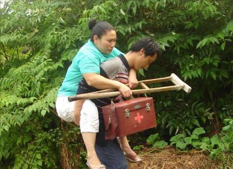 丈夫背我去行医：最美乡村医生周月华