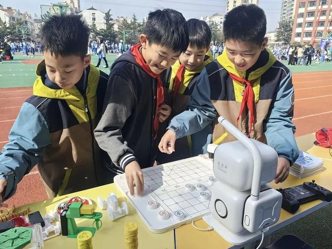 崂山新世纪学校创客嘉年华_青岛47中学_青岛大学附属中学科技节