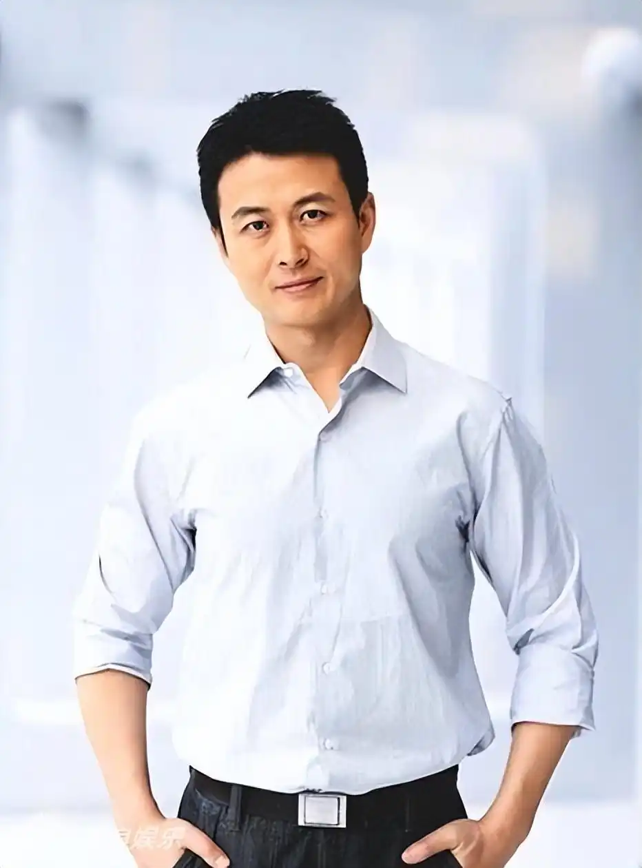 袁立影视作品_袁立与徐威_袁立个人经历