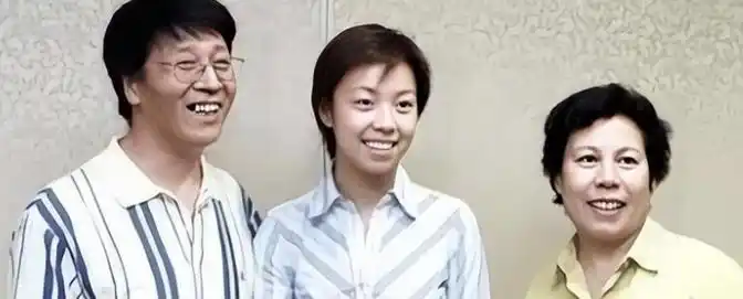 袁立与徐威_娱乐圈狗血剧情感历程_徐威袁立张怡宁情感纠葛