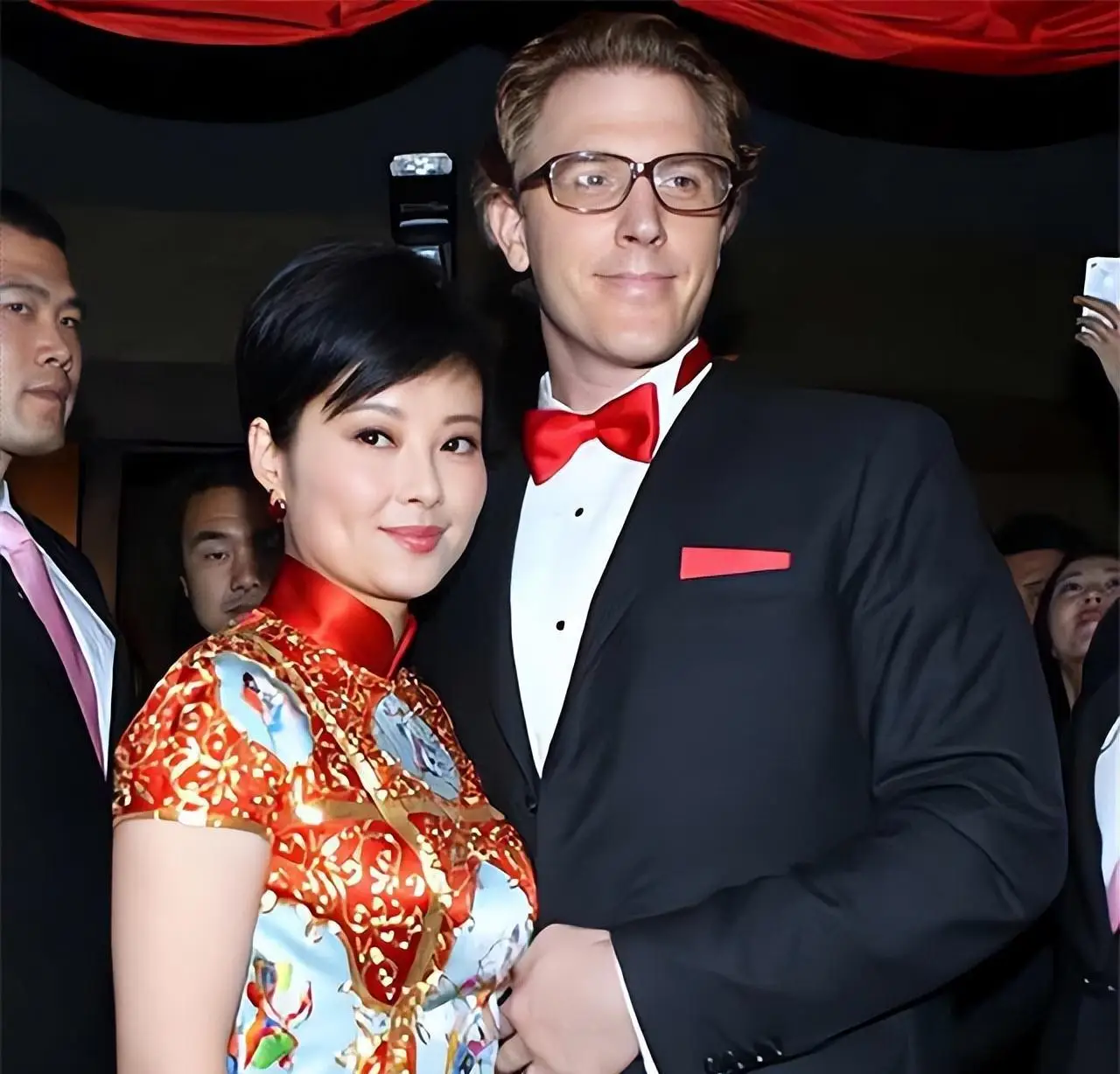 袁立与徐威_袁立徐威爱情故事_袁立三次拒婚徐威