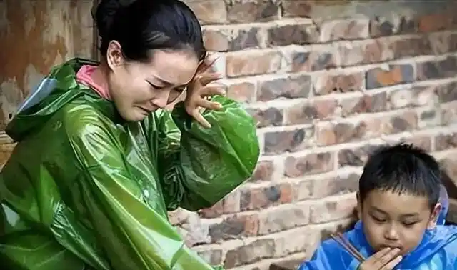 王艳婆婆对儿媳的压迫_王艳跟王志才的照片_王艳老公欠赌债消失