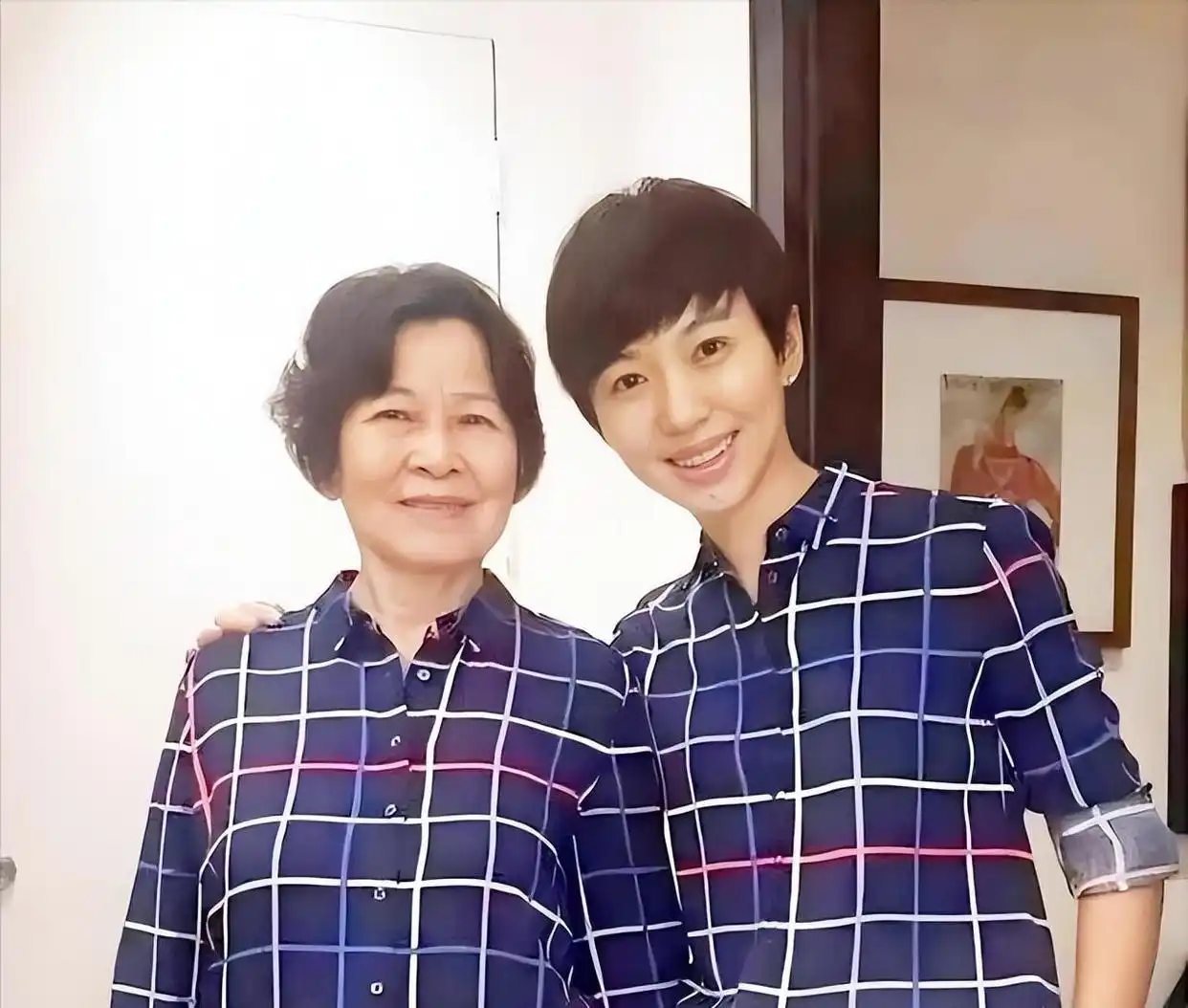 欧阳夏丹 央视生涯_欧阳夏丹 早年经历_央视女主持人欧阳夏丹