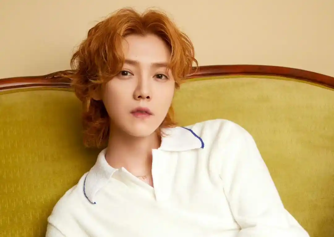 杨洋和吴亦凡照片大全_李易峰吴亦凡塌房_初代四大流量