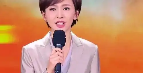 欧阳夏丹参加米兰时装周做模特_欧阳夏丹离开央视做自媒体_央视女主持人欧阳夏丹