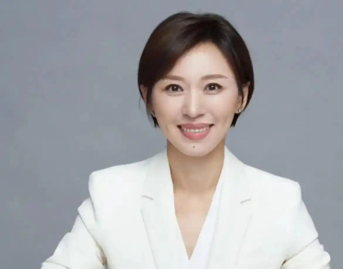 欧阳夏丹人生经历和选择_欧阳夏丹央视主持人到网红博主转变_央视女主持人欧阳夏丹