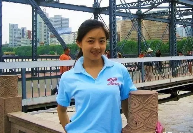 四川卫视主持人马跃征_四川卫视主持人佟瑶_佟瑶主持生涯经历