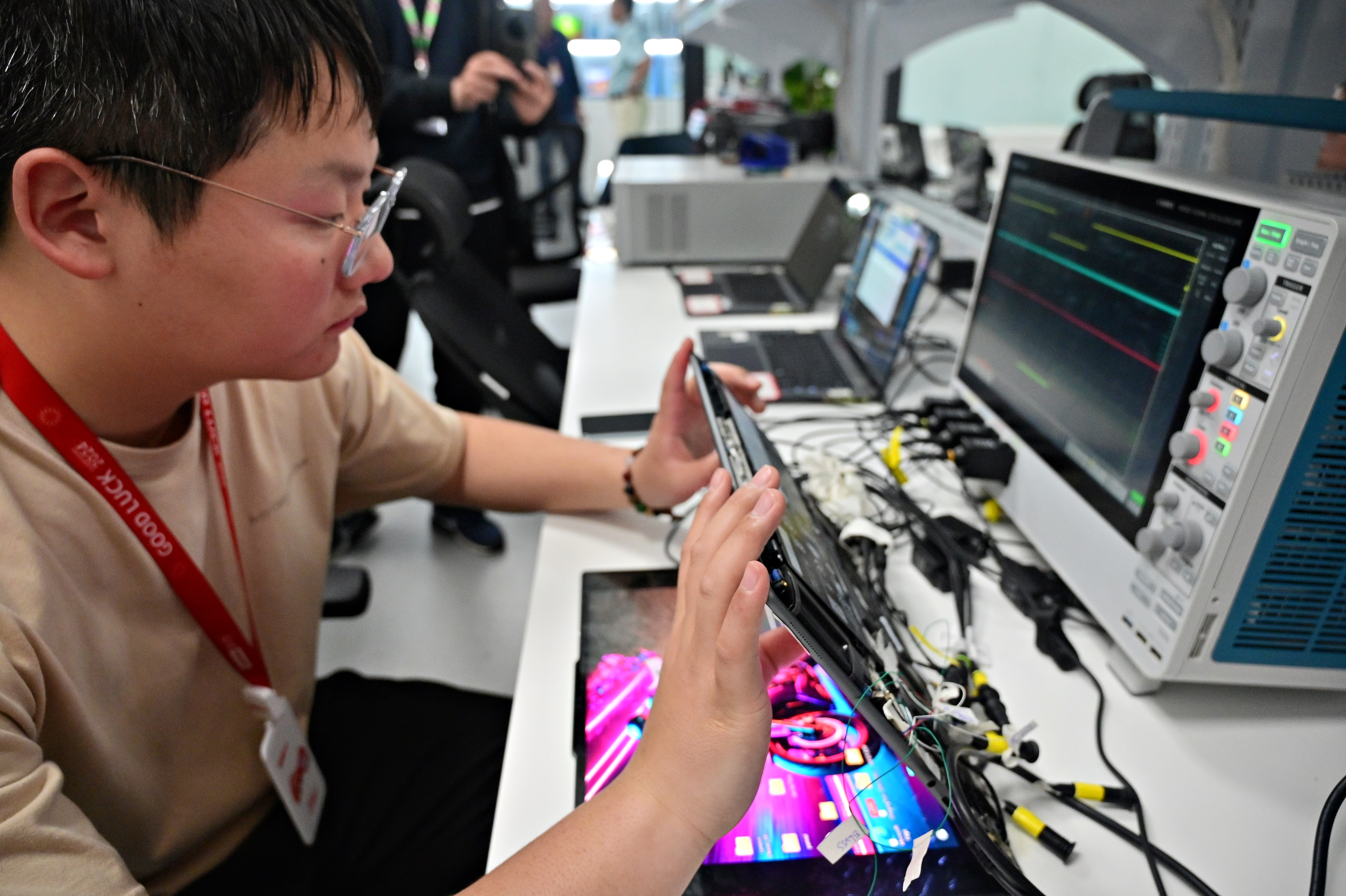 AI PC电池续航优化_AI PC热效率提升_联想有嵌入式电脑