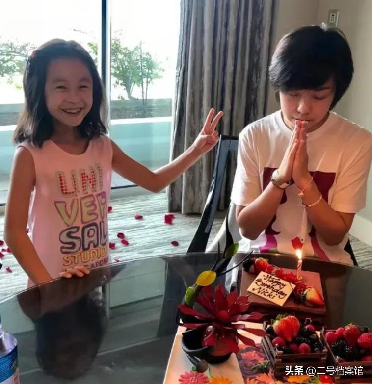 张怡宁四块巧克力_张怡宁闪婚富商_张怡宁为什么找徐威