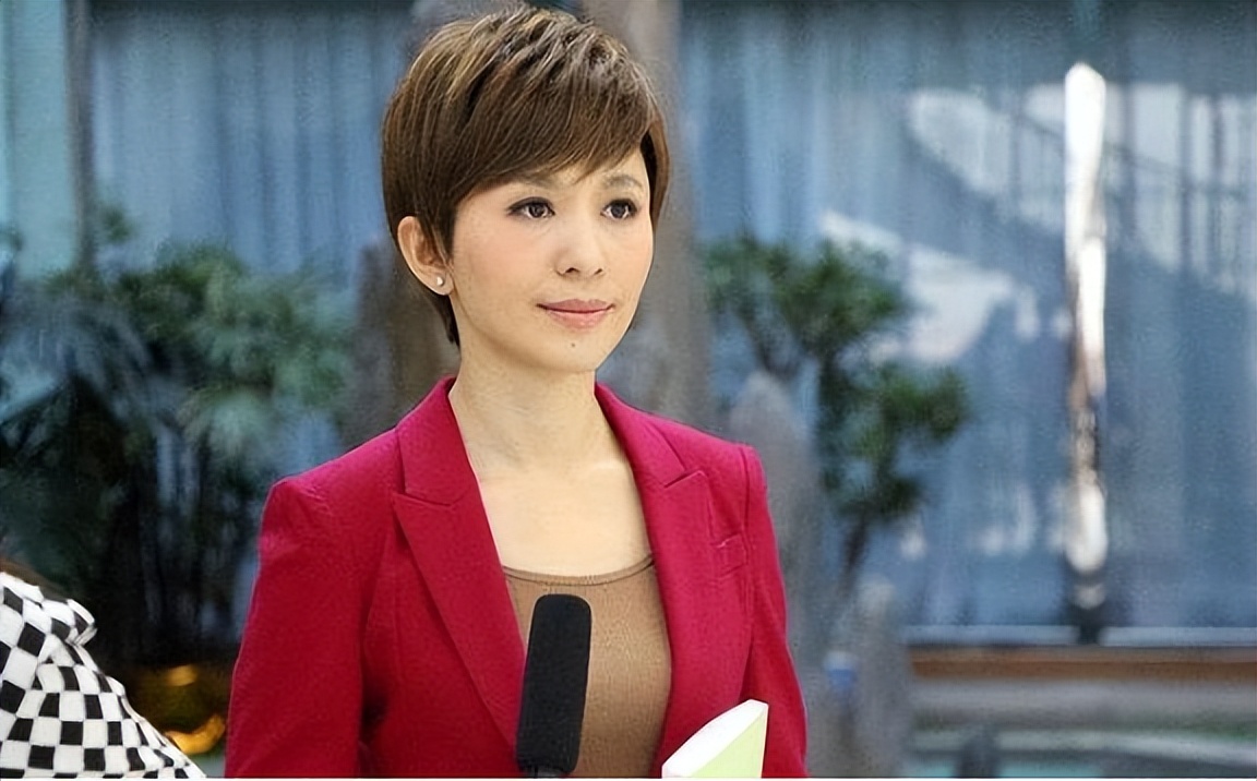 主持人欧阳夏丹全身_欧阳夏丹 央视新闻联播 主持人生涯