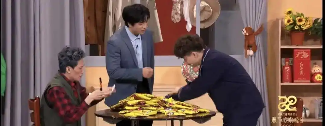 2025年春晚喜剧作品吐槽合集_春晚喜剧节目评价_最差春节联欢晚会