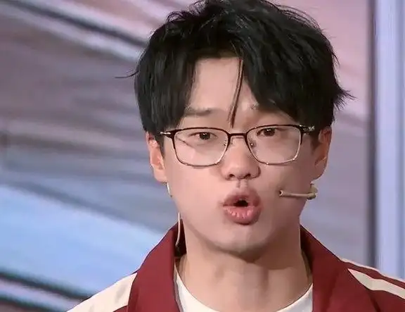 网络春晚口碑下滑_最差春节联欢晚会_跨界乱象