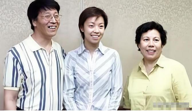 张怡宁徐威婚姻_张怡宁为什么找徐威_徐威袁立恋情