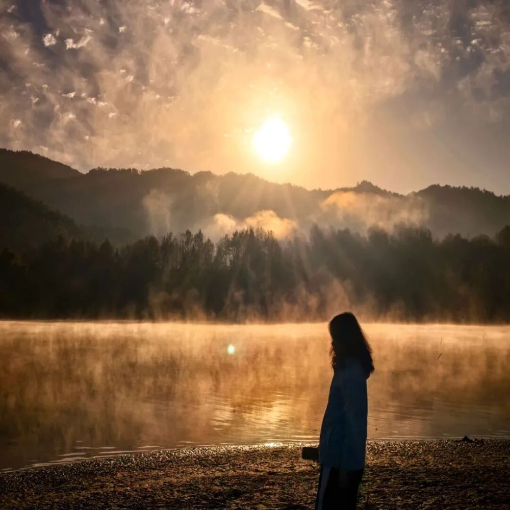 2025年你最满意的一张照片 征集活动 精选佳作_从飞机窗户拍照图片