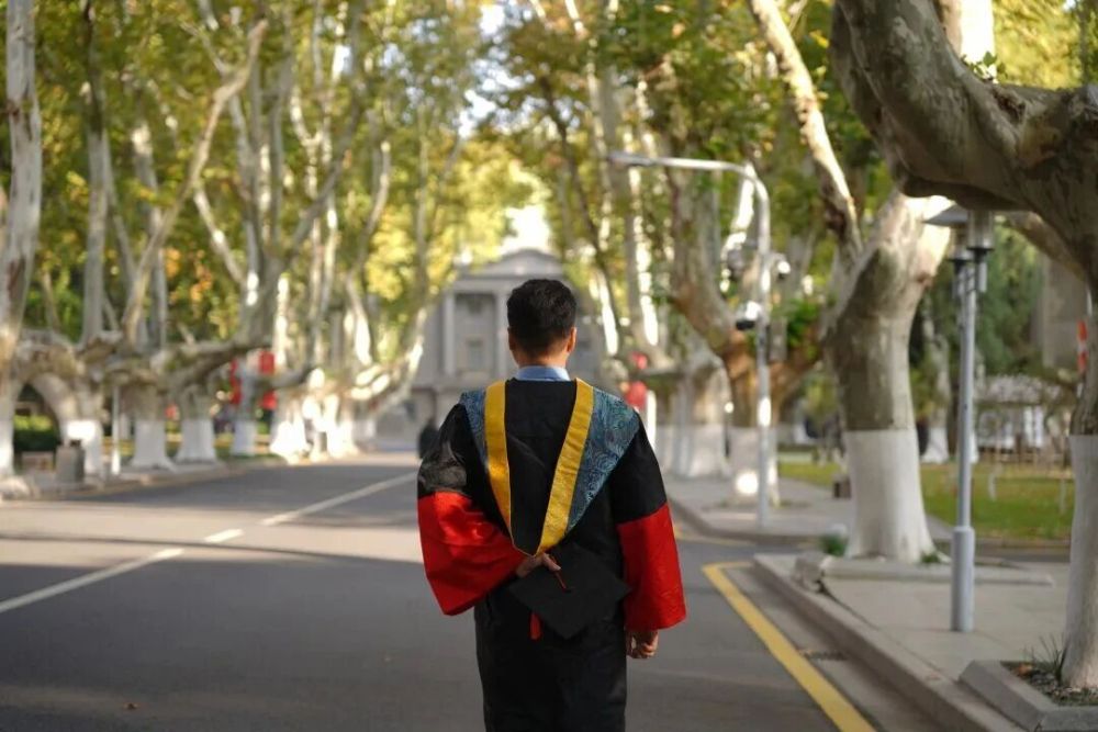 哪张照片，能定义你的2025年？先看看他们的答案