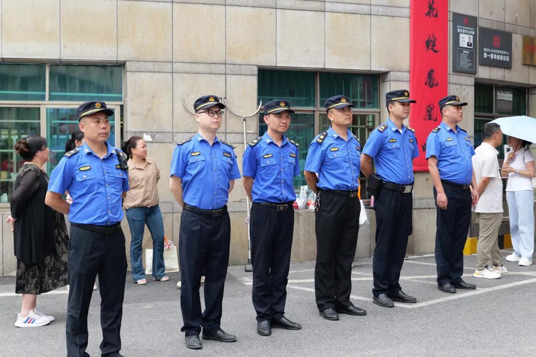 醴陵四中录取标准_2025年高考醴陵考生情况_醴陵高考考点家长送考习俗