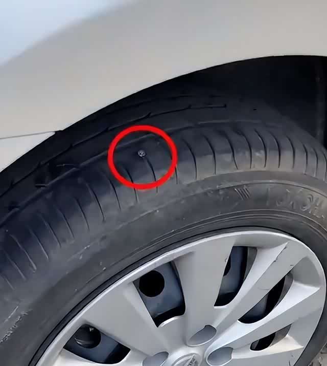 备胎多久需充气？教你安全换胎步骤