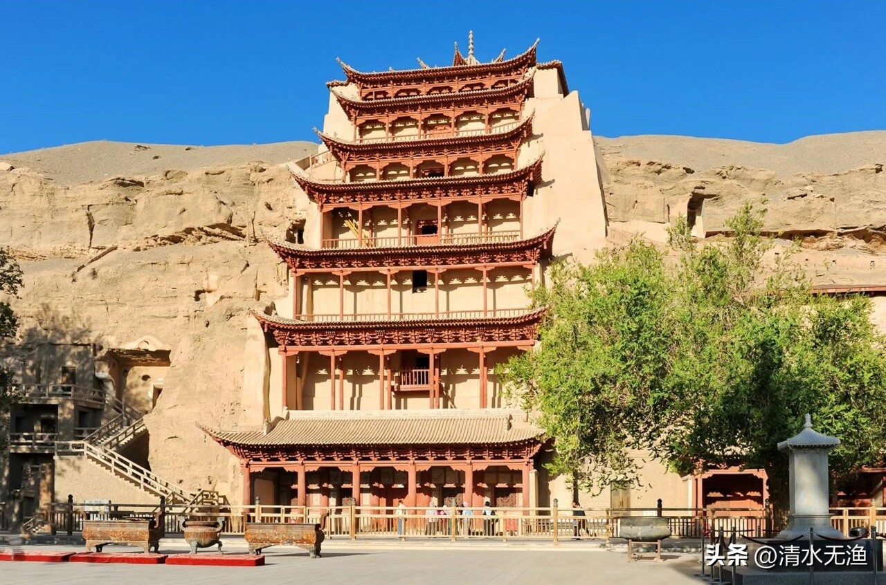 嘉峪关崆峒山麦积山石窟_甘肃5A级景区_敦煌莫高窟特点