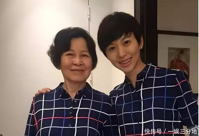 欧阳夏丹不主持新闻联播了吗_欧阳夏丹 主持生涯 48岁不婚不育