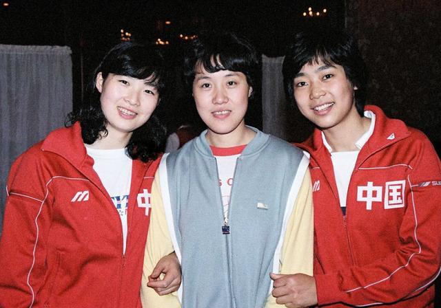梁艳排球生涯经历_中国女排五连冠唯一全程球员_女排梁艳的女儿