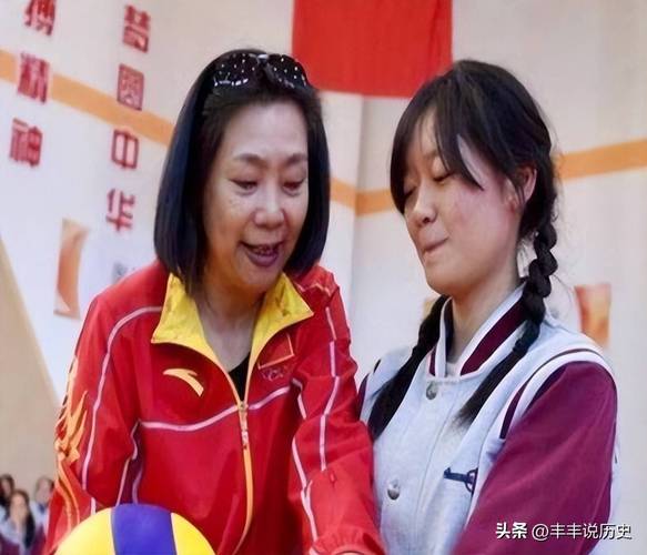 梁艳女儿清华大学博士_女排梁艳的女儿_中国女排前队员梁艳