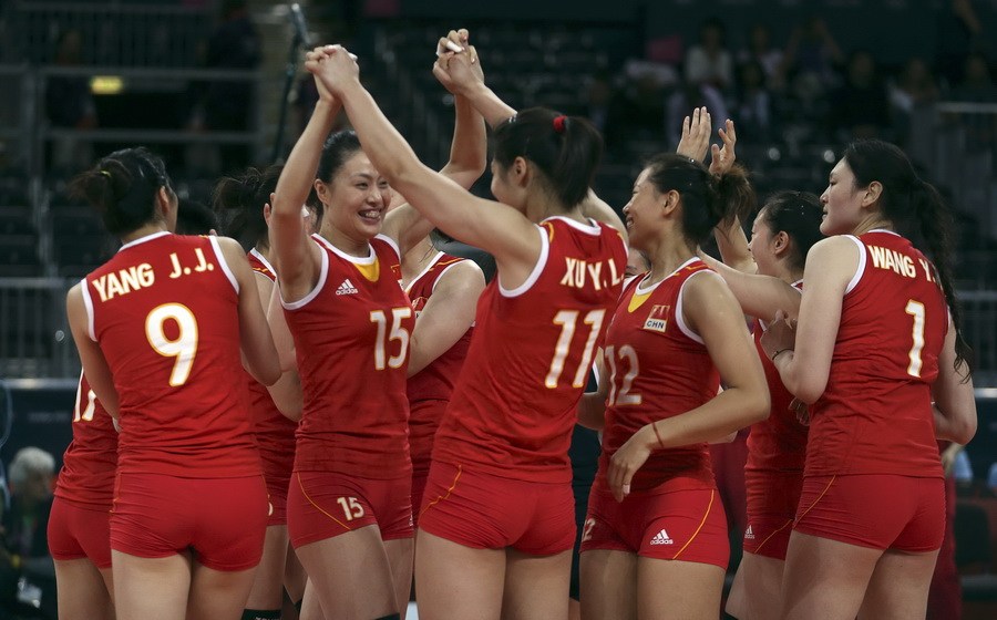 女排精神梁艳_女排梁艳的女儿_中国女排梁艳