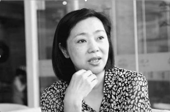 女排精神梁艳_中国女排梁艳_女排梁艳的女儿