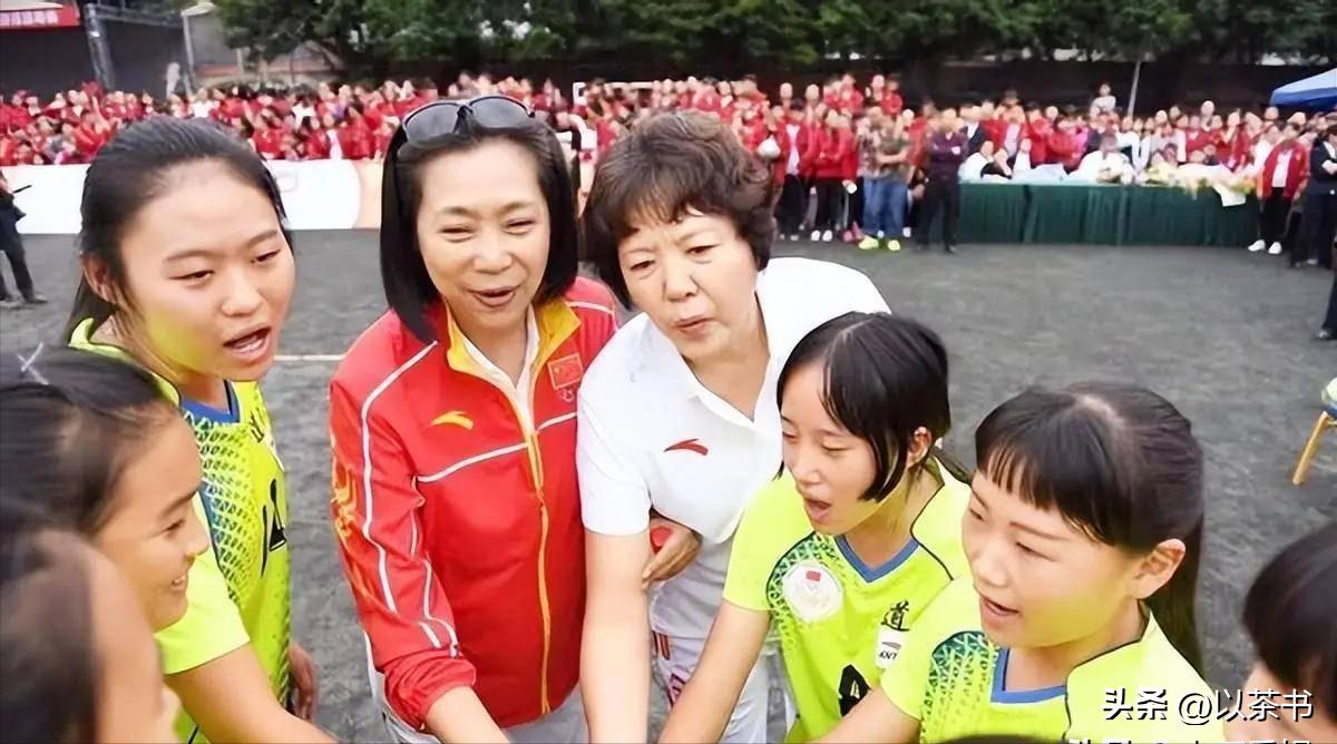 女排梁艳的女儿_梁艳 中国女排 五连冠