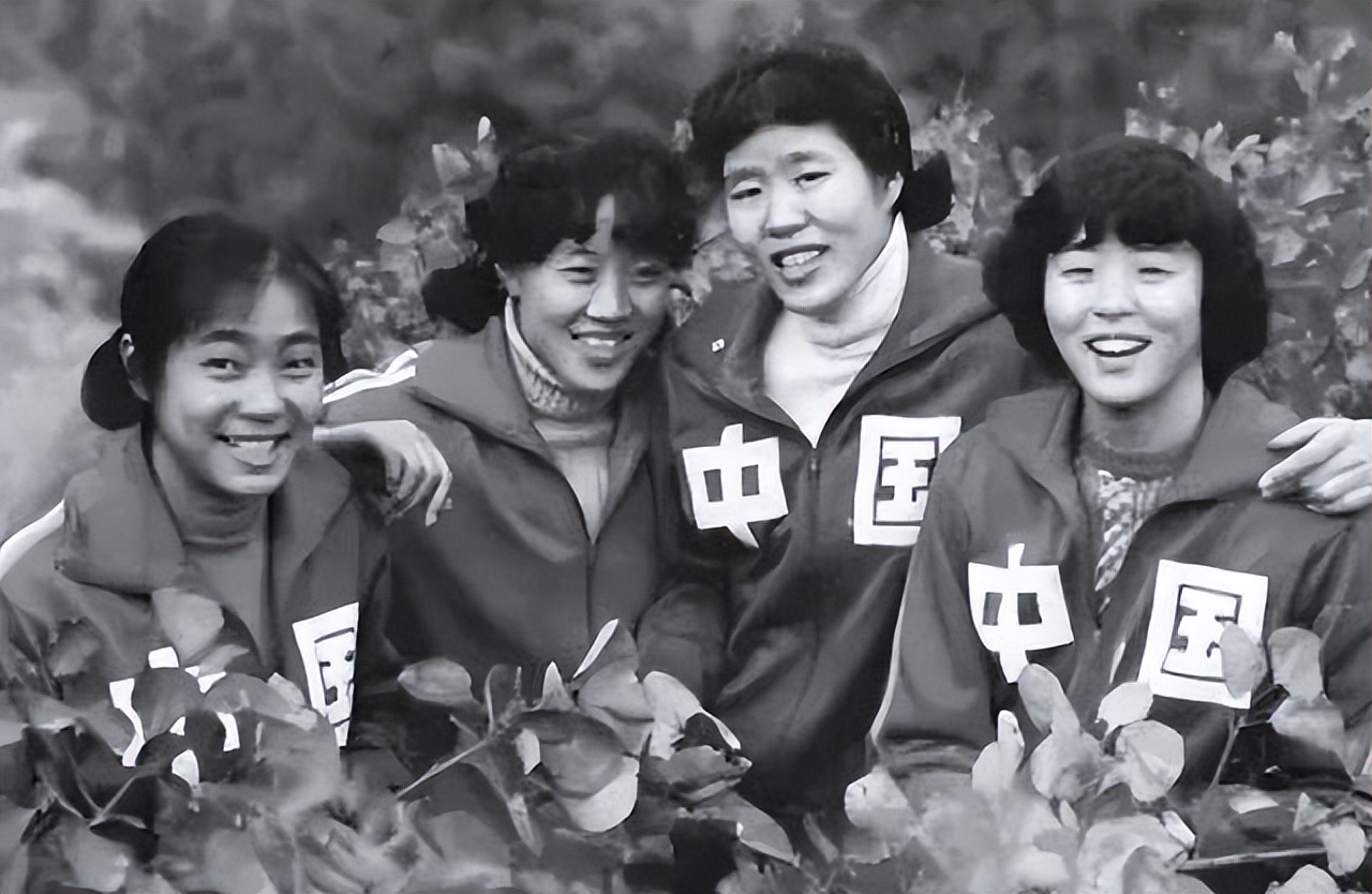 女排梁艳的女儿_梁艳 中国女排五连冠 女排队员 退役