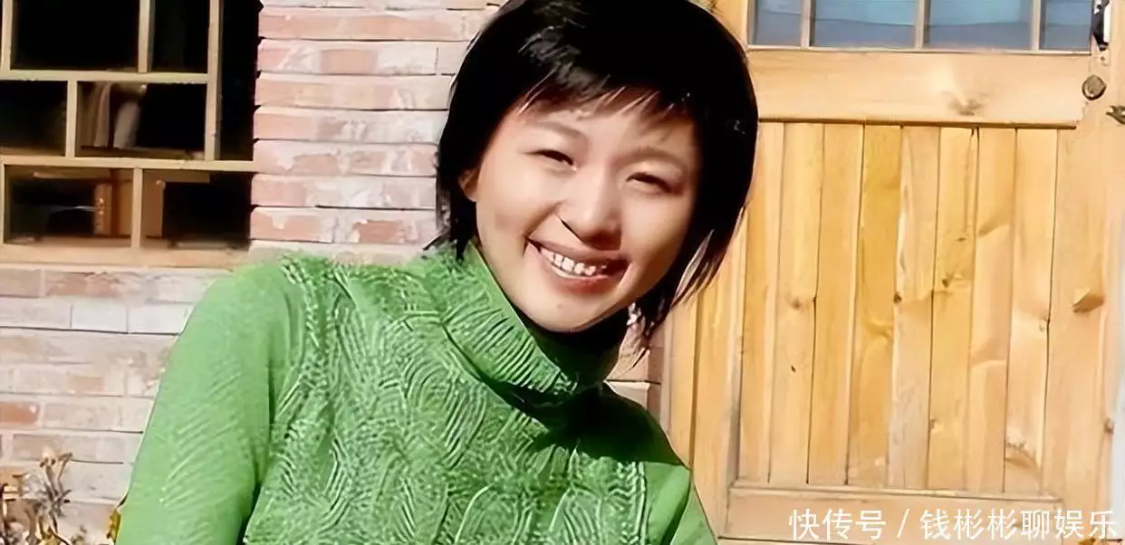 欧阳夏丹不主持新闻联播了吗_欧阳夏丹 主持生涯 央视新闻联播