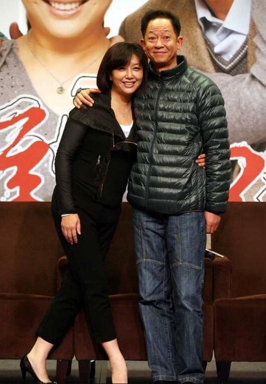 江珊 50岁优雅气质_江珊 个人生活经历_高严情人杨珊近况
