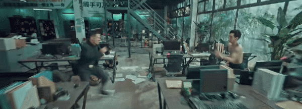 最近新上映的动作电影_安志杰伍允龙怒袭网络电影动作片_谢苗东北警察故事3动作电影推荐